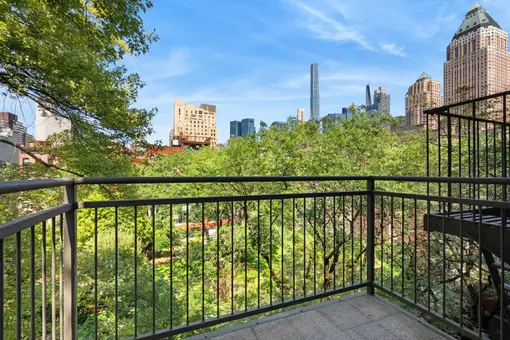 447 West 47th Street, #8