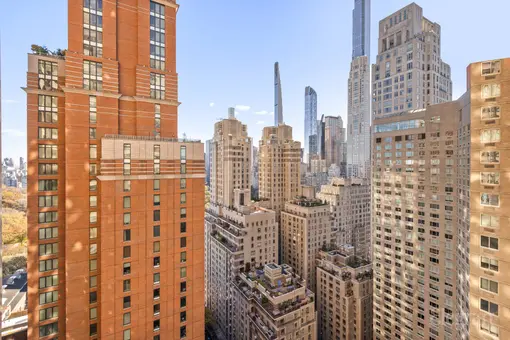 One Lincoln Plaza, 20 West 64th Street, #27B