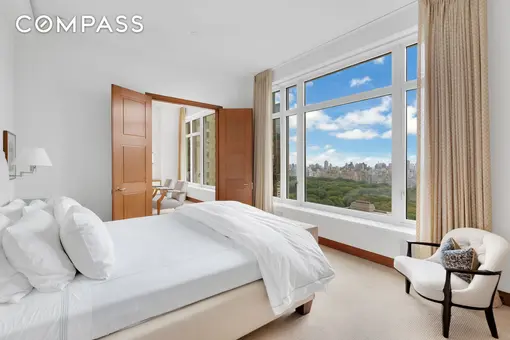 15 Central Park West, #25B