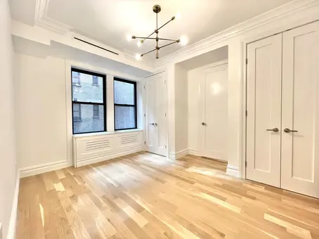 Joyce Manor, 140 West 58th Street, #7B