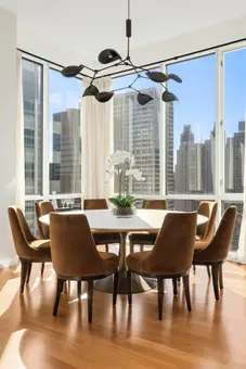 Park Avenue Place, 60 East 55th Street, #41A