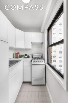 Dover House, 205 East 77th Street, #11J