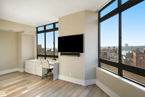 The Bromley, 225 West 83rd Street, #20H