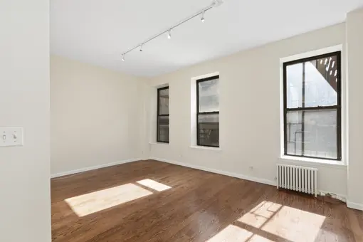 422 East 58th Street, #1C