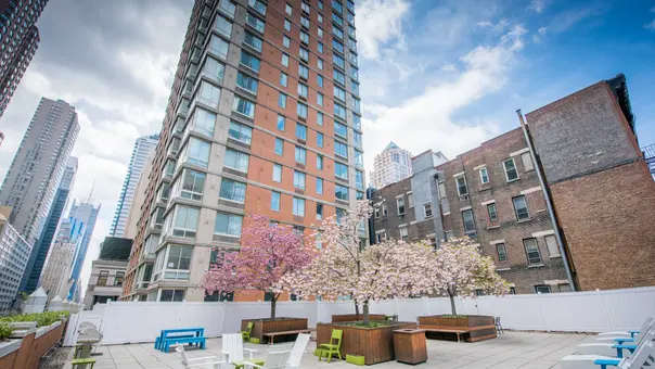 Longacre House, 305 West 50th Street, #25G