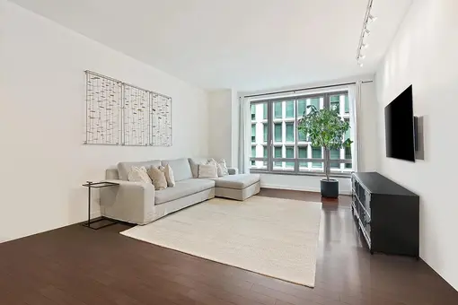 4 West 21st Street, #9D