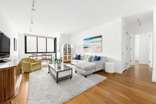 515 East 72nd Street, #5J