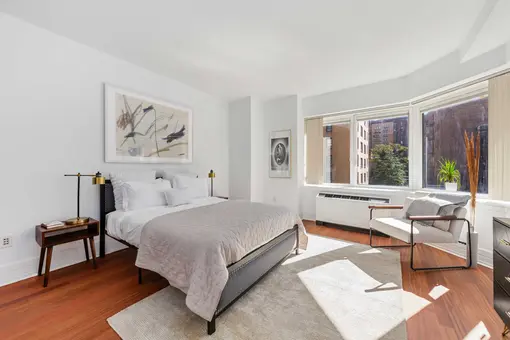 Milan, 300 East 55th Street, #5F