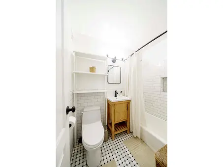 160 East 91st Street, #5D