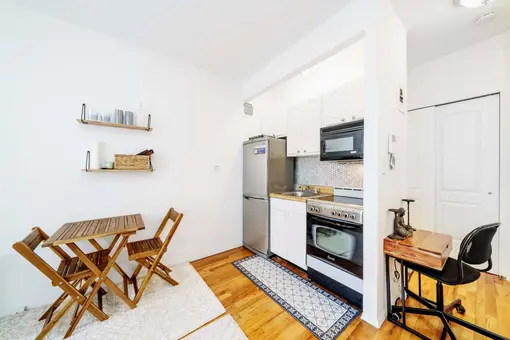 160 East 91st Street, #5D