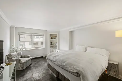 27 East 65th Street, #12E