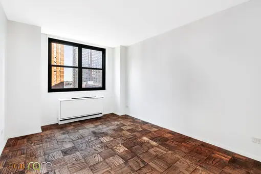 Plymouth Tower, 340 East 93rd Street, #11F