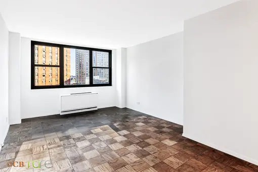 Plymouth Tower, 340 East 93rd Street, #11F