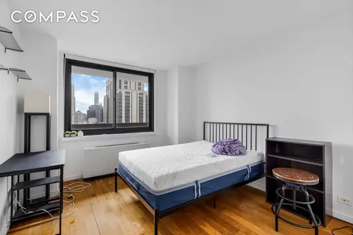 515 East 72nd Street, #26E