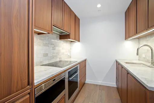 30E31, 30 East 31st Street, #8B