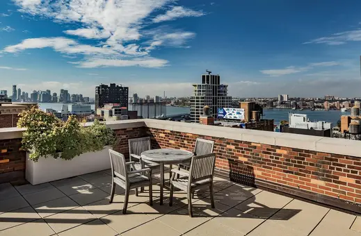 London Terrace Towers, 465 West 23rd Street, #15H