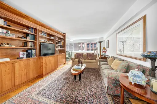 20 East 68th Street, #5E