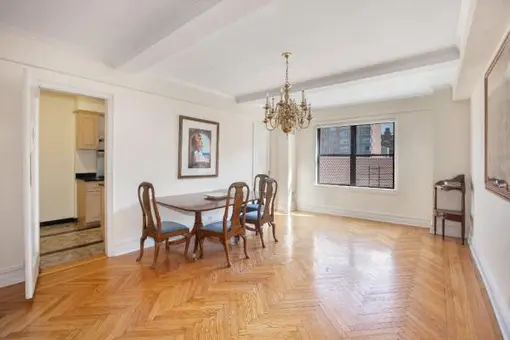 The Wexford, 400 West End Avenue, #8D