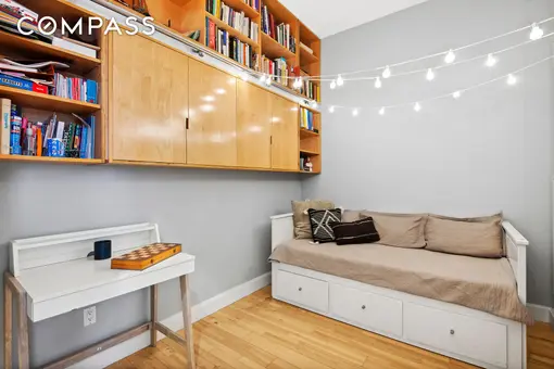 Loft 25, 420 West 25th Street, #7G