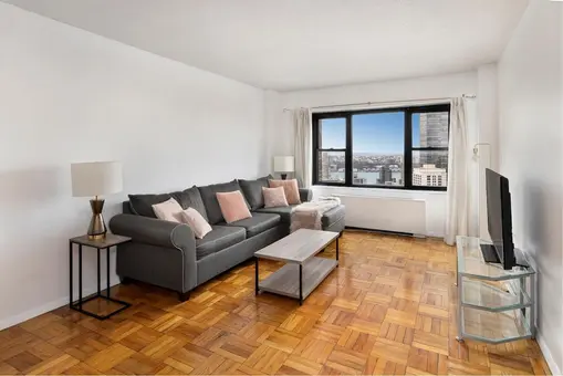 One Lincoln Plaza, 20 West 64th Street, #39G