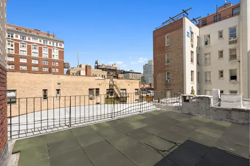 323 West 89th Street, #5B