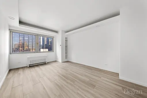 Tower 58, 58 West 58th Street, #26F