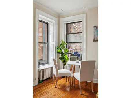 300 East 69th Street, #3W