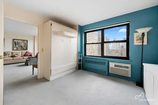 Lincoln Towers, 205 West End Avenue, #19K