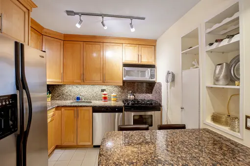 Carriage House, 510 East 80th Street, #6C