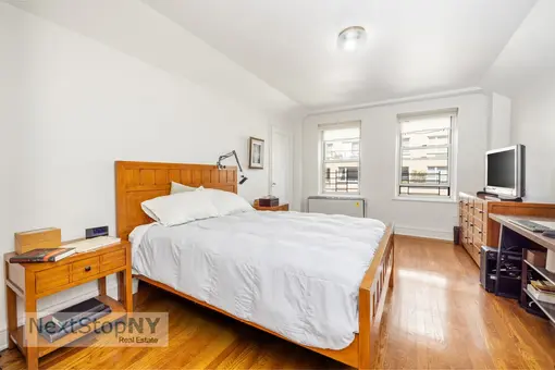 Southgate, 414 East 52nd Street, #10A
