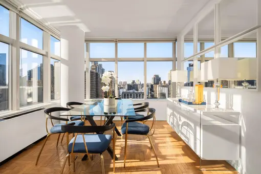 3 Lincoln Center, 160 West 66th Street, #17J