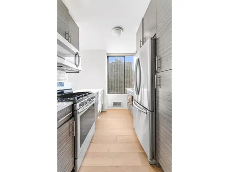 The Waterford, 300 East 93rd Street, #15E
