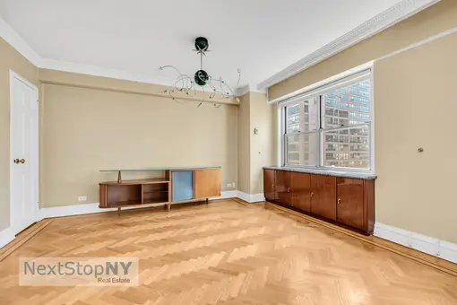 Plaza 400, 400 East 56th Street, #18P