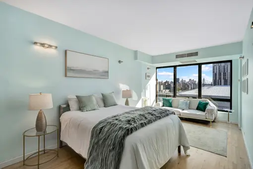 The Promenade, 530 East 76th Street, #12AK