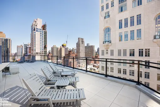 Saxon Towers, 201 East 83rd Street, #2E