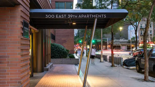 300 East 39th Street, #10H