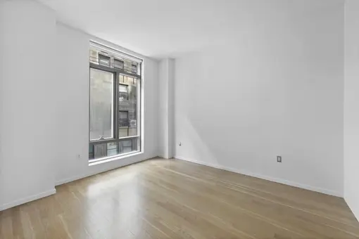 The Centria, 18 West 48th Street, #8C