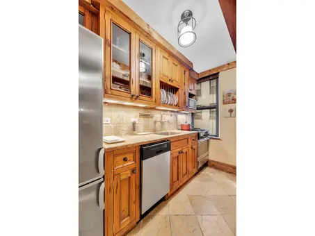 Eastgate, 220 East 73rd Street, #1DD