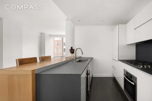 Yves, 166 West 18th Street, #5A