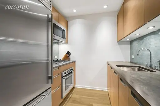 The Link, 310 West 52nd Street, #35A