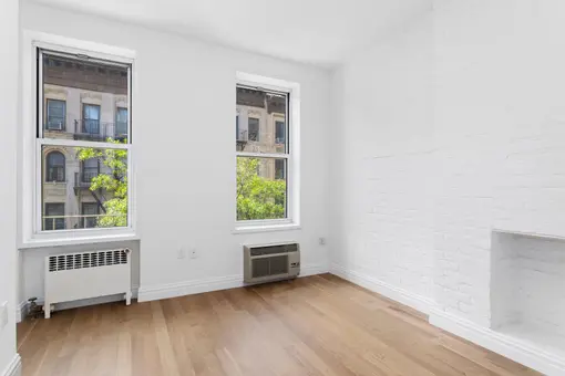 221 East 89th Street, #4A