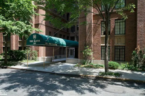 The Manor, 333 East 43rd Street, #321