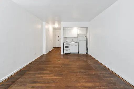 649 Second Avenue, #3G