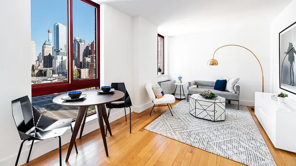 Plaza West, 444 West 35th Street, #18E