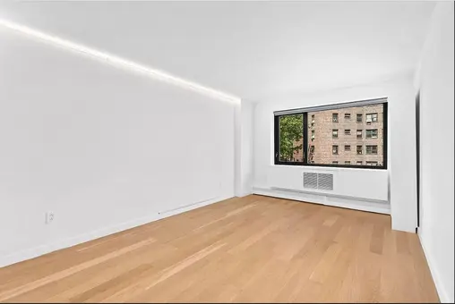 The Fifth Avenue, 1330 Fifth Avenue, #3D