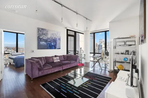 Chelsea Stratus, 101 West 24th Street, #28A