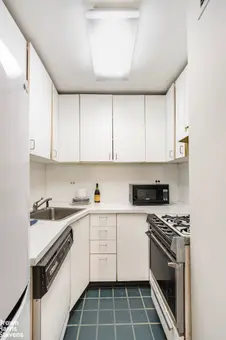 239 East 79th Street, #7D