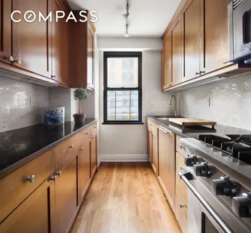 196 East 75th Street, #4C