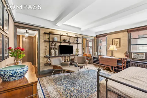 321 East 54th Street, #6A