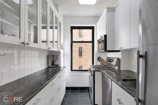 The St Germaine, 200 West 86th Street, #15K